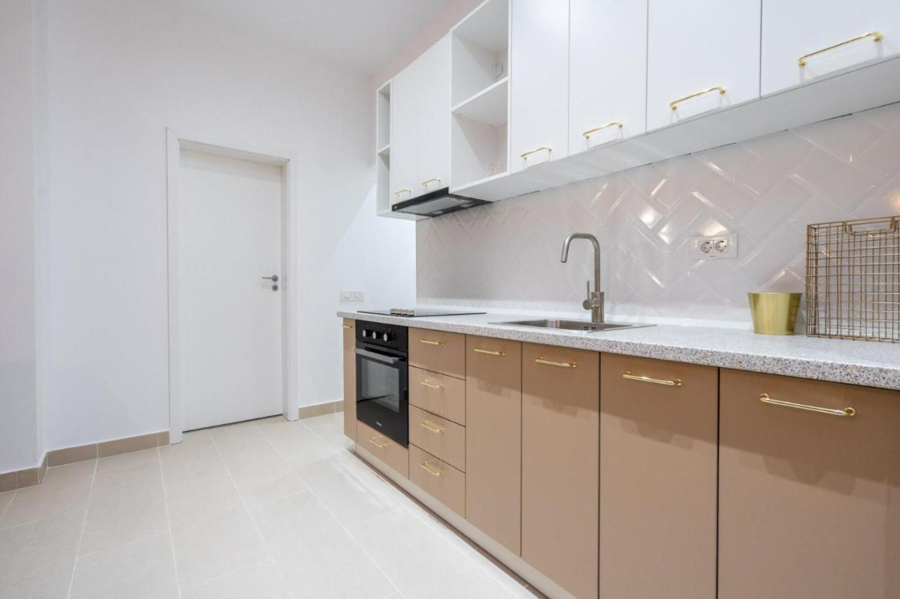 Fabulous Apartament With View In Calea Victoriei Bucureşti Ngoại thất bức ảnh